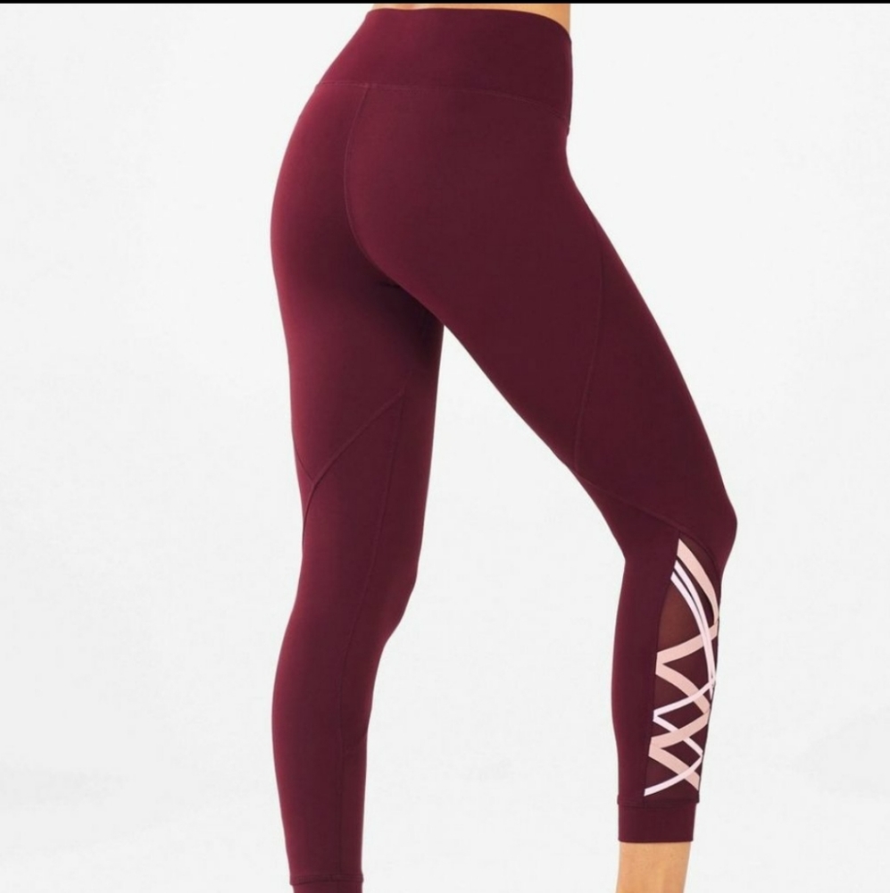 Fabletics Dynamic High-Waisted Lattice *Maroon* - image 1